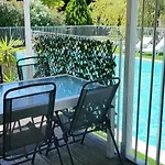 Tropica 2 Confort Climatise Casa de Férias Nîmes
